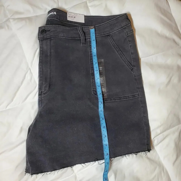 NWT Sonoma Women's Plus Size Black Denim High-Rise Raw Hem Shorts Size 20W - Picture 10 of 12